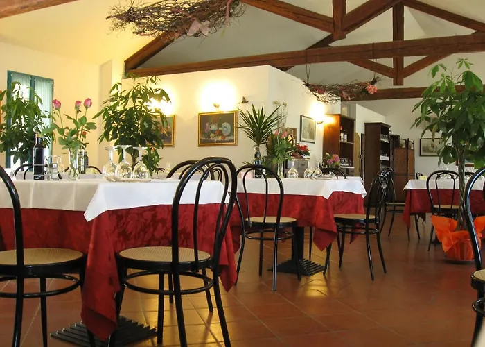 فندق Rurale Cannevie 3*