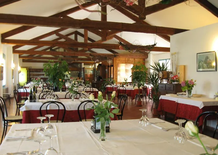 Rurale Cannevie فندق